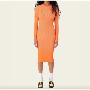 NEW FIND ME NOW ophelia knit dress in peach